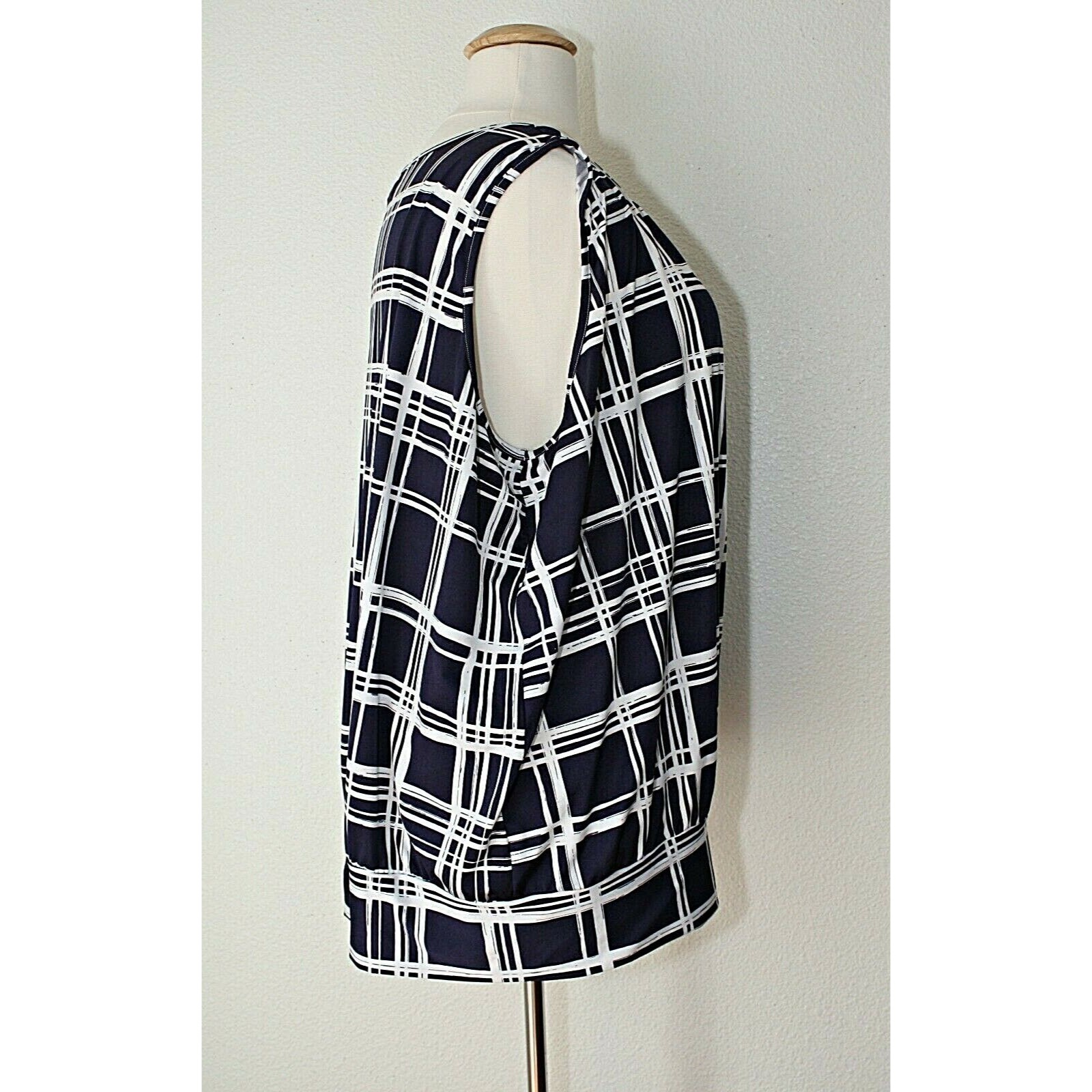 Swak Tank Top Blouse Plus Sz. 5x Navy White Plaid Sleeveless W / Hip Ties #03 — image 5 of 8